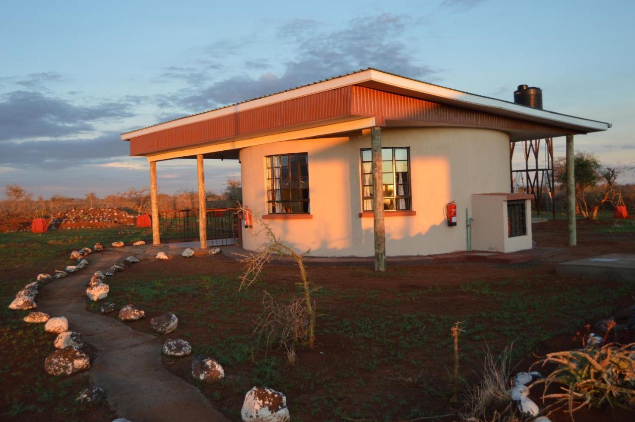 Wild Amboseli Ndovu Cottage. Kültér fotó